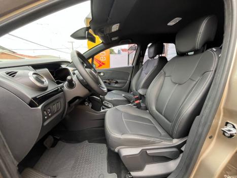 RENAULT Captur 1.3 16V 4P FLEX TCE INTENSE TURBO X-TRONIC AUTOM�TICO CVT, Foto 5