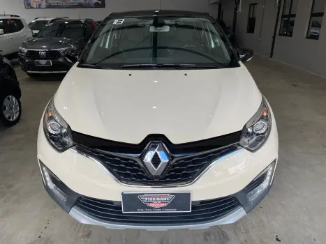 RENAULT Captur 2.0 16V 4P FLEX INTENSE AUTOMÁTICO, Foto 2 RENAULT Captur 2.0 16V 4P FLEX INTENSE AUTOMÁTICO, Foto 2