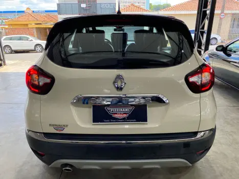 RENAULT Captur 2.0 16V 4P FLEX INTENSE AUTOMÁTICO, Foto 5 RENAULT Captur 2.0 16V 4P FLEX INTENSE AUTOMÁTICO, Foto 5