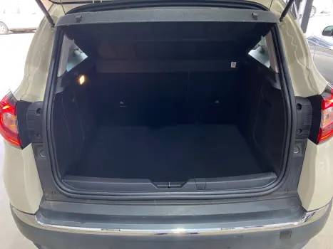 RENAULT Captur 2.0 16V 4P FLEX INTENSE AUTOMÁTICO, Foto 6 RENAULT Captur 2.0 16V 4P FLEX INTENSE AUTOMÁTICO, Foto 6