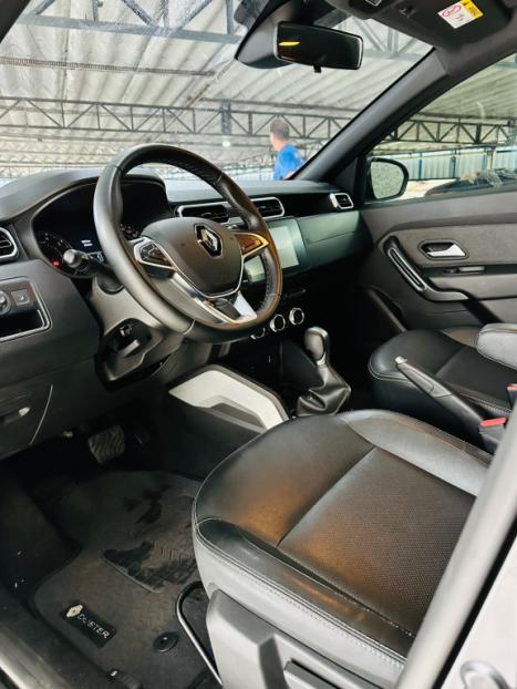 RENAULT Duster 1.3 16V 4P ICONIC TURBO TCe AUTOMÁTICO CVT, Foto 2 RENAULT Duster 1.3 16V 4P ICONIC TURBO TCe AUTOMÁTICO CVT, Foto 2