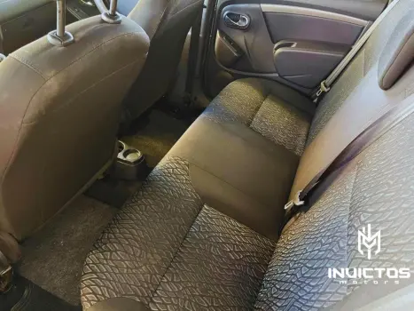 RENAULT Duster 1.6 16V 4P FLEX DYNAMIQUE, Foto 8 RENAULT Duster 1.6 16V 4P FLEX DYNAMIQUE, Foto 8