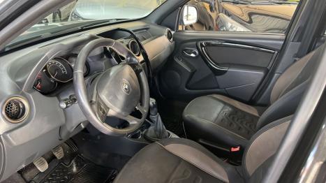 RENAULT Duster 1.6 16V 4P FLEX DAKAR, Foto 5