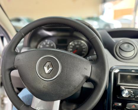 RENAULT Duster 2.0 16V 4P FLEX TECH ROAD AUTOMÁTICO, Foto 10