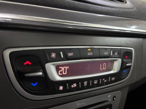 RENAULT Fluence 2.0 16V 4P FLEX PRIVIL�GE AUTOM�TICO, Foto 12
