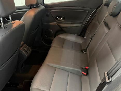 RENAULT Fluence 2.0 16V 4P FLEX DYNAMIQUE PLUS AUTOM�TICO, Foto 15
