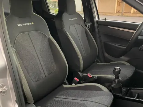 RENAULT Kwid 1.0 12V 4P SCE FLEX OUTSIDER, Foto 5 RENAULT Kwid 1.0 12V 4P SCE FLEX OUTSIDER, Foto 5