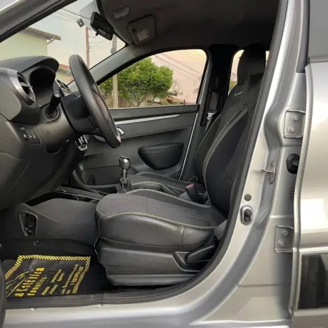 RENAULT Kwid 1.0 12V 4P SCE FLEX OUTSIDER, Foto 7 RENAULT Kwid 1.0 12V 4P SCE FLEX OUTSIDER, Foto 7