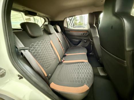 RENAULT Kwid 1.0 12V 4P SCE FLEX OUTSIDER, Foto 11