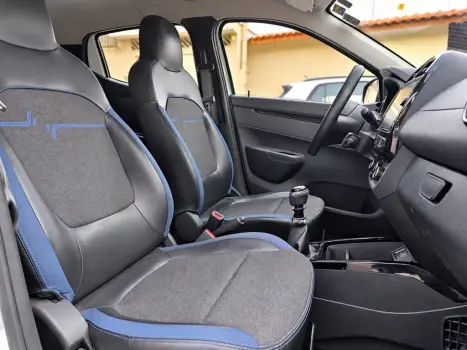 RENAULT Kwid 1.0 12V 4P SCE FLEX INTENSE, Foto 11