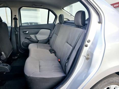 RENAULT Logan 1.6 4P  EXPRESSION, Foto 19 RENAULT Logan 1.6 4P  EXPRESSION, Foto 19