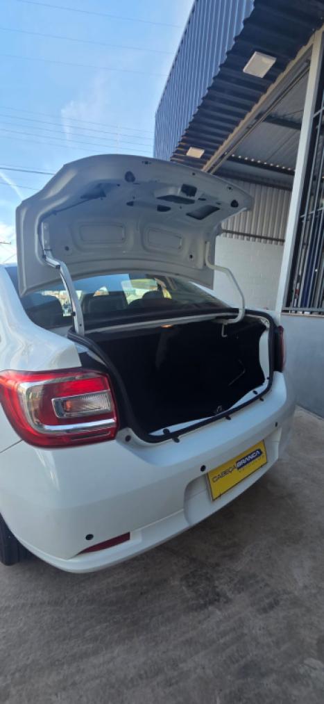 RENAULT Logan 1.6 4P FLEX DINAMIQUE, Foto 8