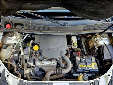 RENAULT Logan 1.6 4P  EXPRESSION, Foto 21