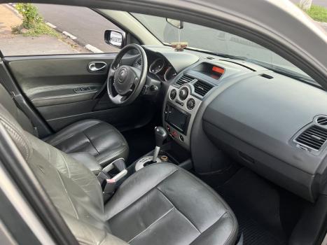 RENAULT Megane Grand Tour 2.0 16V 4P DYNAMIQUE AUTOMÁTICO, Foto 4 RENAULT Megane Grand Tour 2.0 16V 4P DYNAMIQUE AUTOMÁTICO, Foto 4