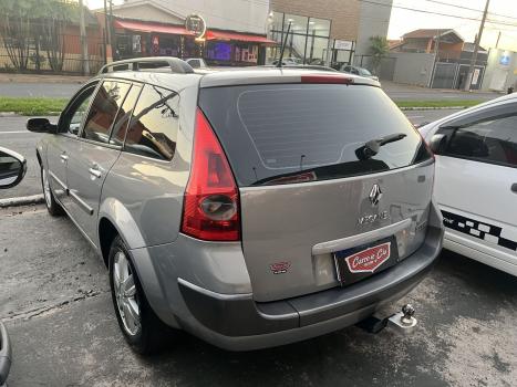 RENAULT Megane Grand Tour 2.0 16V 4P DYNAMIQUE AUTOMÁTICO, Foto 11 RENAULT Megane Grand Tour 2.0 16V 4P DYNAMIQUE AUTOMÁTICO, Foto 11