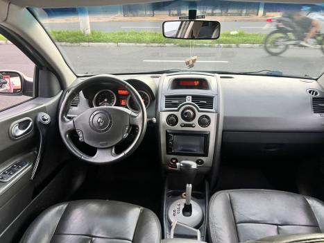 RENAULT Megane Grand Tour 2.0 16V 4P DYNAMIQUE AUTOM�TICO, Foto 4