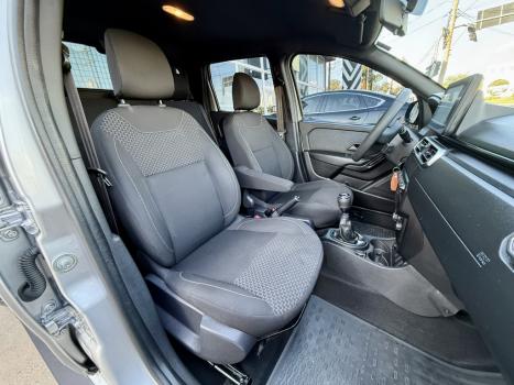 RENAULT Oroch 1.6 16V 4P FLEX INTENSE, Foto 10