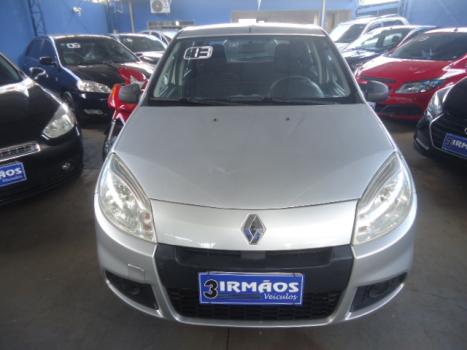 RENAULT Sandero 1.0 16V 4P FLEX AUTHENTIQUE, Foto 2 RENAULT Sandero 1.0 16V 4P FLEX AUTHENTIQUE, Foto 2