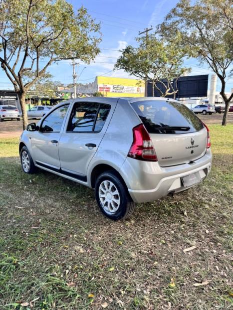 RENAULT Sandero 1.0 16V 4P FLEX EXPRESSION, Foto 5