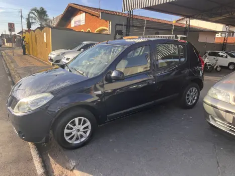 RENAULT Sandero 1.0 16V 4P FLEX AUTHENTIQUE, Foto 3