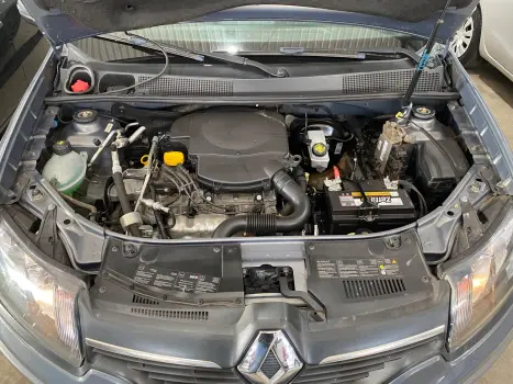 RENAULT Sandero 1.6 16V 4P FLEX STEPWAY, Foto 5 RENAULT Sandero 1.6 16V 4P FLEX STEPWAY, Foto 5