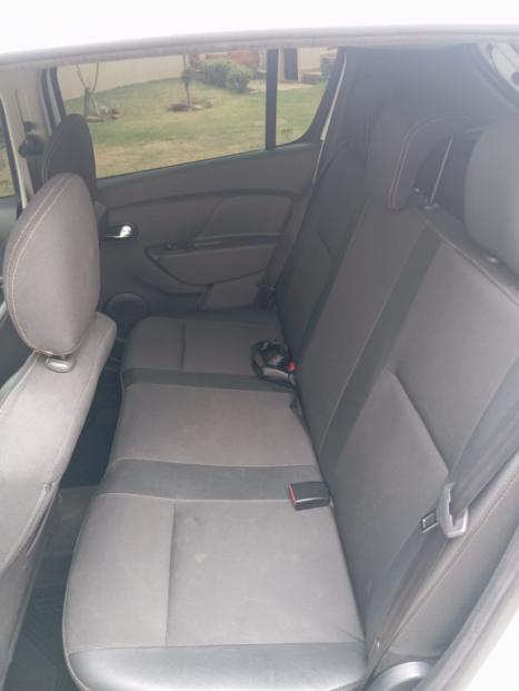 RENAULT Sandero 1.6 16V 4P FLEX STEPWAY AUTOM�TICO, Foto 3