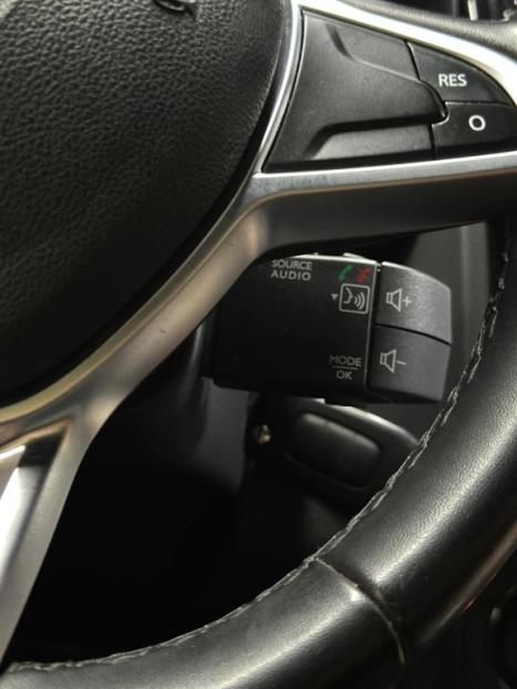 RENAULT Sandero 1.6 16V 4P SCE FLEX STEPWAY ICONIC X-TRONIC AUTOMTICO CVT, Foto 2