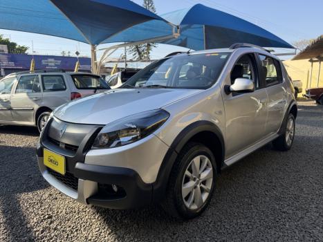 RENAULT Sandero 1.6 16V 4P FLEX STEPWAY AUTOM�TICO, Foto 1
