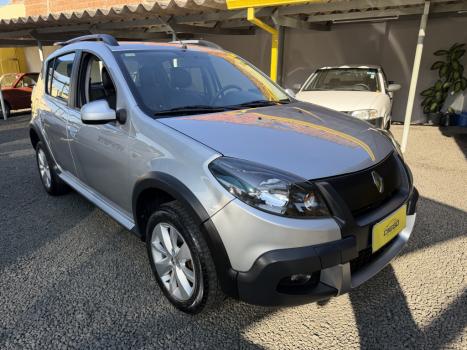 RENAULT Sandero 1.6 16V 4P FLEX STEPWAY AUTOM�TICO, Foto 7