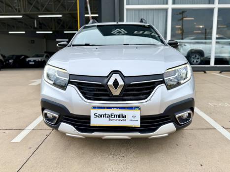 RENAULT Stepway 1.6 16V 4P FLEX ICONIC X-TONIC AUTOM�TICO CVT, Foto 2