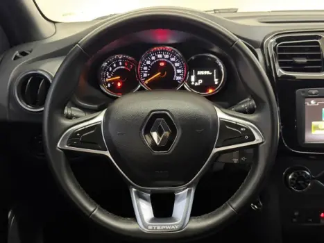 RENAULT Stepway 1.6 16V 4P FLEX ICONIC X-TONIC AUTOM�TICO CVT, Foto 8