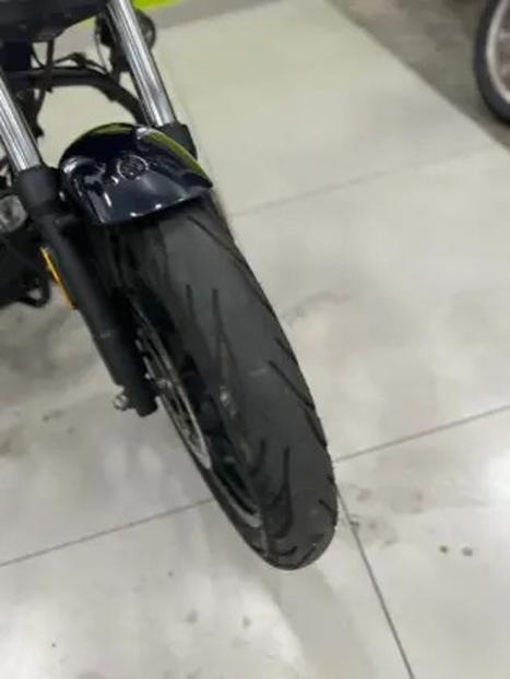 ROYAL ENFIELD Classic 350 ABS, Foto 3