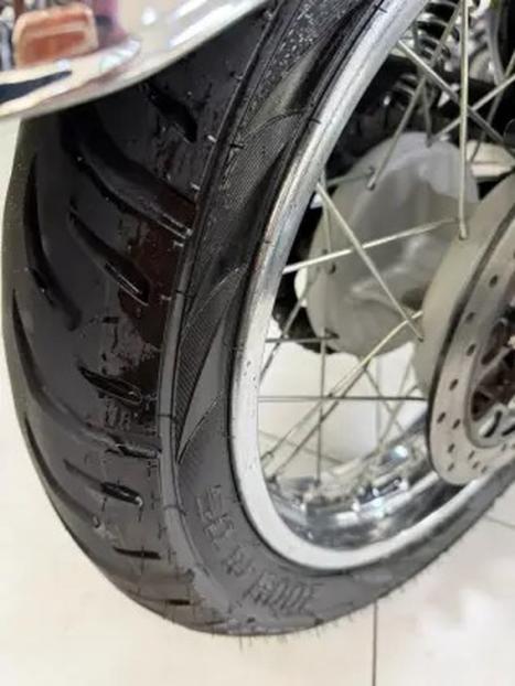 ROYAL ENFIELD Classic 500 , Foto 3