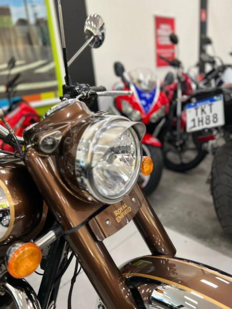 ROYAL ENFIELD Classic 500 , Foto 3