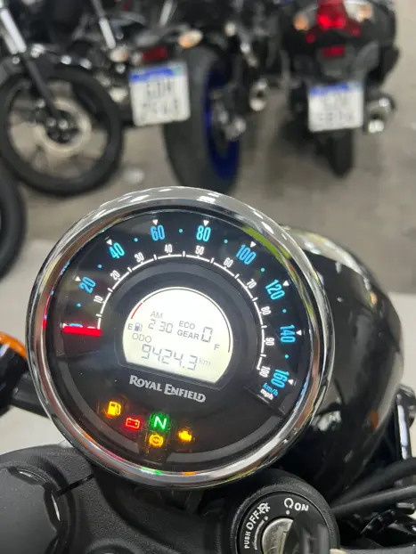 ROYAL ENFIELD Classic 350 ABS, Foto 9