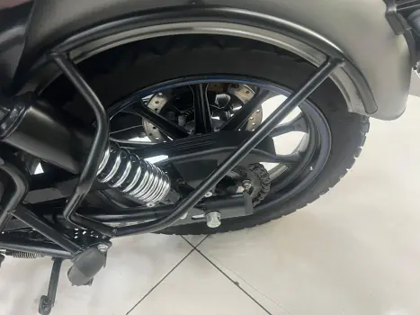 ROYAL ENFIELD Classic 500 , Foto 3