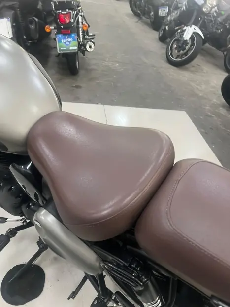 ROYAL ENFIELD Classic 500 , Foto 5