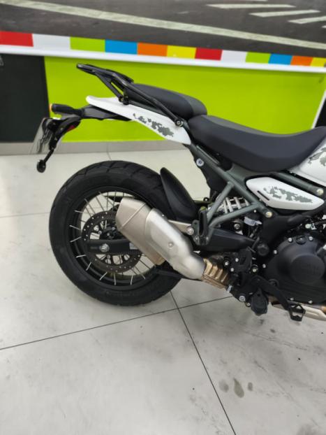 ROYAL ENFIELD Hymalayan 400 , Foto 3