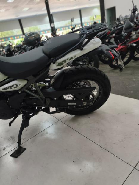 ROYAL ENFIELD Hymalayan 400 , Foto 12