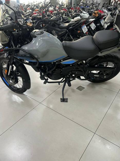 ROYAL ENFIELD Hymalayan 400 , Foto 8