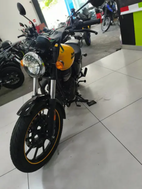 ROYAL ENFIELD Meteor 350 ABS, Foto 4