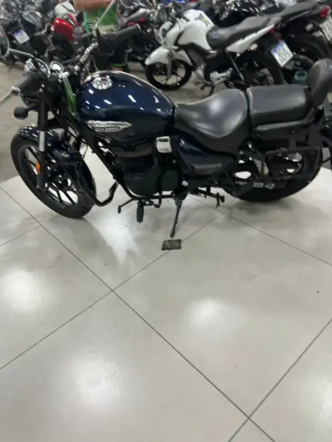 ROYAL ENFIELD Meteor 350 ABS, Foto 2