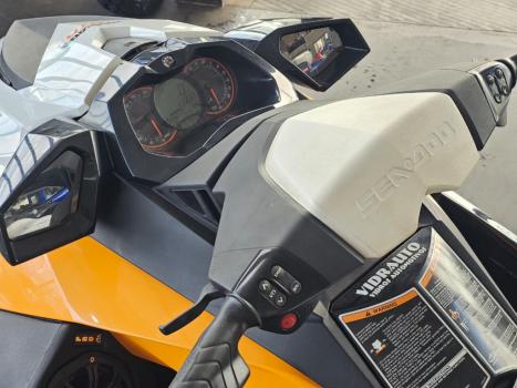 SEA DOO GTR 215 TURBO, Foto 2