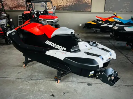 SEA DOO Spark Trixx 900 , Foto 2 SEA DOO Spark Trixx 900 , Foto 2