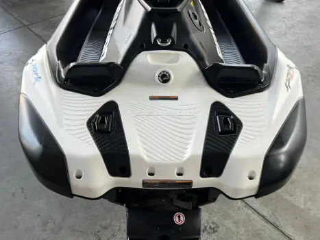SEA DOO Spark Trixx 900 , Foto 13 SEA DOO Spark Trixx 900 , Foto 13