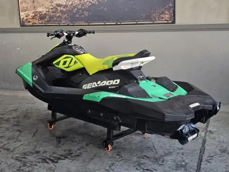 SEA DOO Spark Trixx 900 , Foto 2