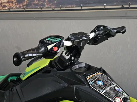 SEA DOO Spark Trixx 900 , Foto 4