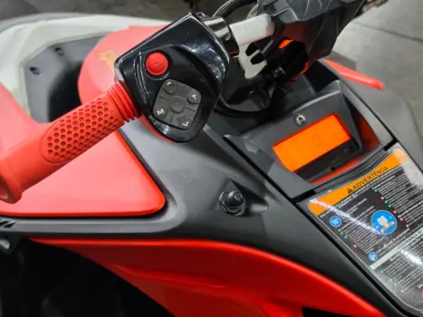 SEA DOO Spark Trixx 900 , Foto 4