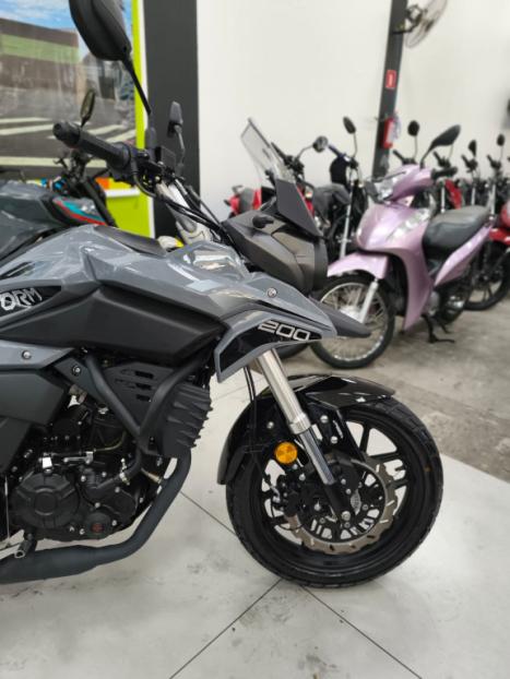 SHINERAY Storm 200 , Foto 2