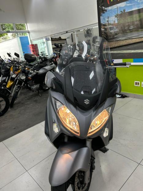 SUZUKI Burgman 650 , Foto 3